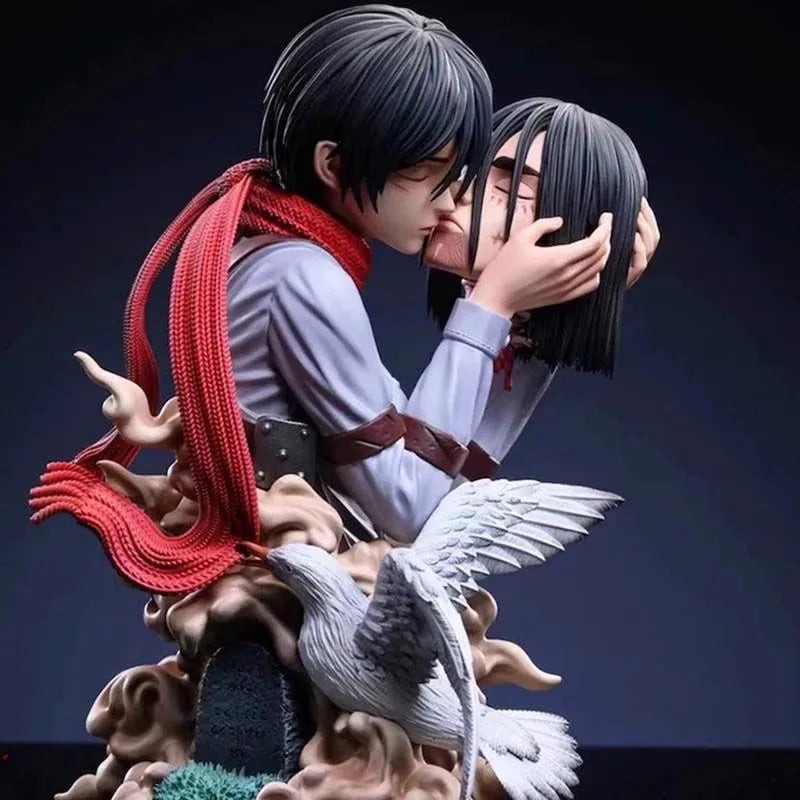 Attack On Titan - Eren Jaeger Mikasa Ackerman "One Last Kiss" (22cm)