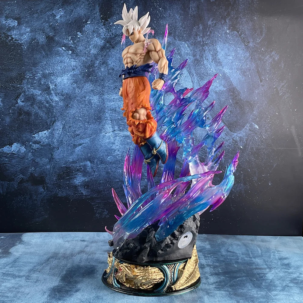 Dragon Ball Super - Son Goku Ultra Instinct (53cm)