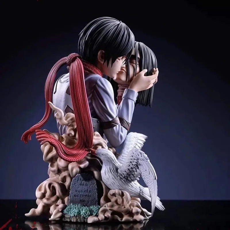Attack On Titan - Eren Jaeger Mikasa Ackerman "One Last Kiss" (22cm)